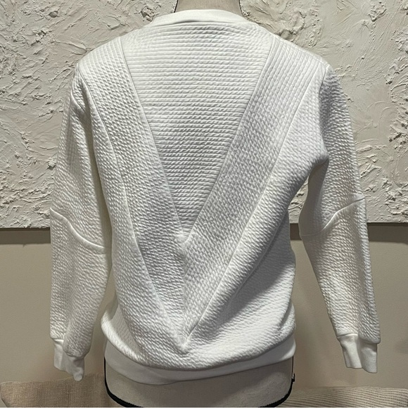 Sandro Women's Quilted Tufted Crewneck Sweater 3/4 Sleeve Ivory Sz 1 (Small) - Picture 5 of 8